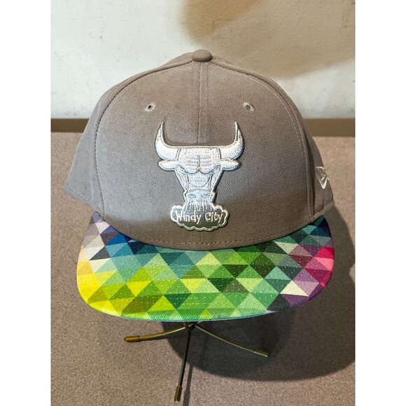 Chicago Bulls Windy City Hardwood Classics New Era Sz 7 1/2 Rainbow Hat main image 10